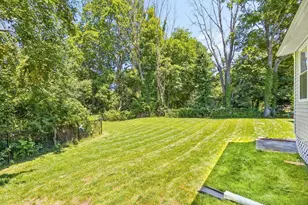 728 Pleasant St, Attleboro, MA 02703 - Photo 35