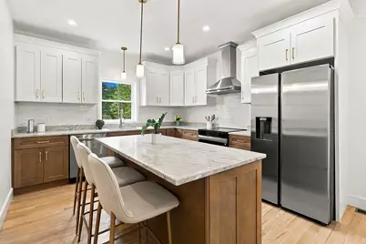 38 Elmwood St #2, Salisbury, MA 01952 - Photo 3