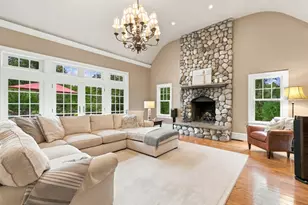 180 Surplus St, Duxbury, MA 02332 - Photo 9