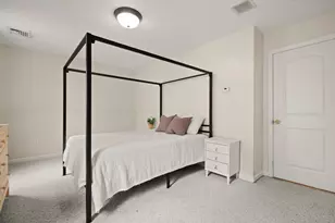 129 Scott St, Attleboro, MA 02703 - Photo 23
