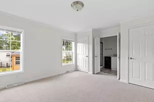 18 Candlelight Dr, Plymouth, MA 02360 - Photo 17