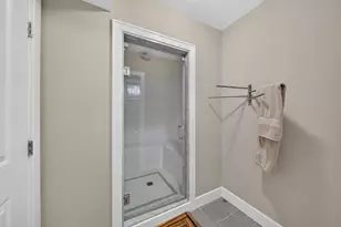 96 Neponset Ave, Boston, MA 02122 - Photo 19