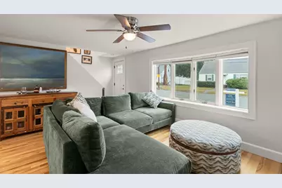 13 Rainbow Cir, Peabody, MA 01960 - Photo 3