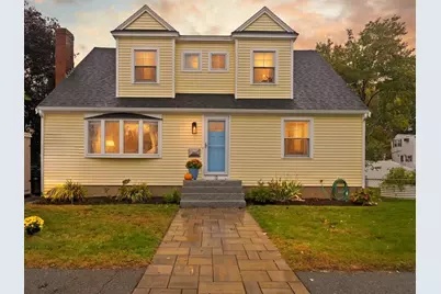 13 Rainbow Cir, Peabody, MA 01960 - Photo 1