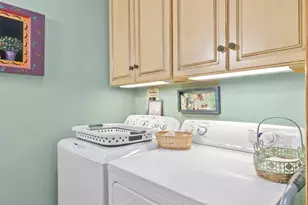 41 Elm St, Saugus, MA 01906 - Photo 19