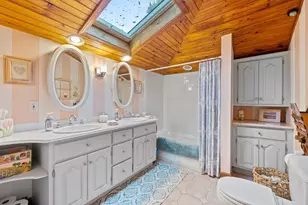 41 Elm St, Saugus, MA 01906 - Photo 27