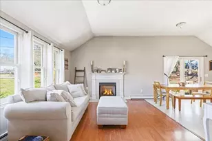 2 Juniper St, Plymouth, MA 02360 - Photo 5