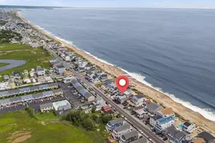 264 North End Blvd, Salisbury, MA 01952 - Photo 1