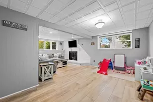 17 Vinal St, Hudson, MA 01749 - Photo 21