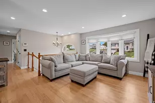 17 Vinal St, Hudson, MA 01749 - Photo 5