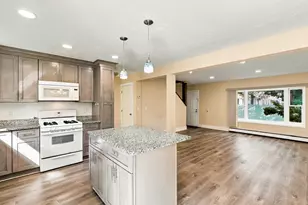 59 N Quinsigamond Ave, Shrewsbury, MA 01545 - Photo 11