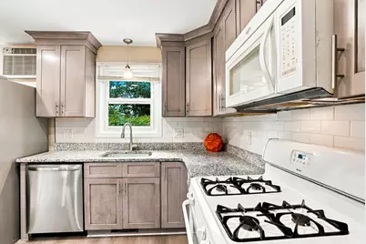 59 N Quinsigamond Ave #59, Shrewsbury, MA 01545 - Photo 9