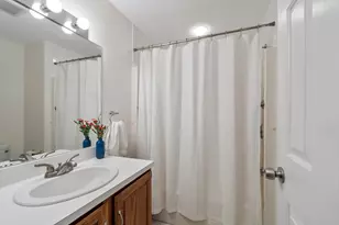 10 Ledgewood Way, Peabody, MA 01960 - Photo 31