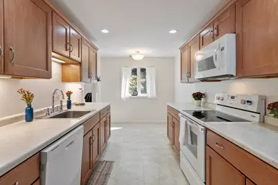 10 Ledgewood Way #10, Peabody, MA 01960 - Photo 13