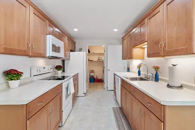 10 Ledgewood Way #10, Peabody, MA 01960 - Photo 19