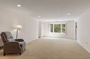 10 Ledgewood Way, Peabody, MA 01960 - Photo 11