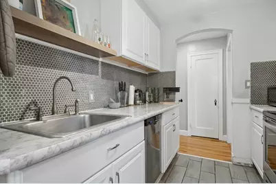 31 Chestnut St #1, Worcester, MA 01609 - Photo 5