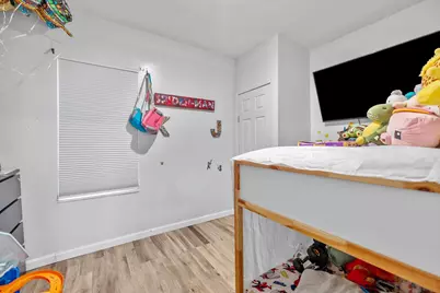 81 Liberty St, Lowell, MA 01851 - Photo 7