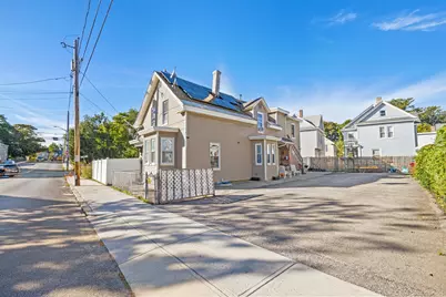 81 Liberty St, Lowell, MA 01851 - Photo 23