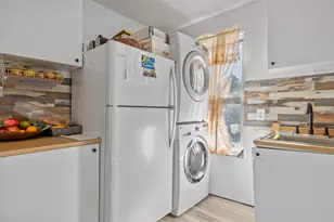 81 Liberty St, Lowell, MA 01851 - Photo 15