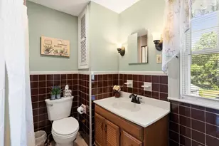 13 Lynnfield St, Peabody, MA 01960 - Photo 33