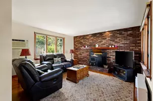 13 Lynnfield St, Peabody, MA 01960 - Photo 23