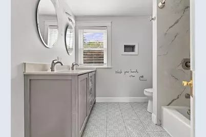 814 Lynnfield Street, Lynnfield, MA 01940 - Photo 19