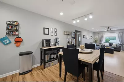 5455 N Main St #6F, Fall River, MA 02720 - Photo 7