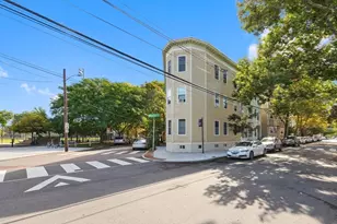 133 Webster Ave, Cambridge, MA 02141 - Photo 23