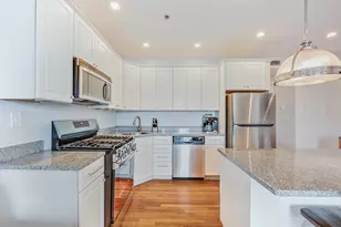134-136 W 9th St, Boston, MA 02127 - Photo 3
