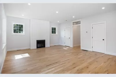 48 Beach Rd, Salisbury, MA 01952 - Photo 11