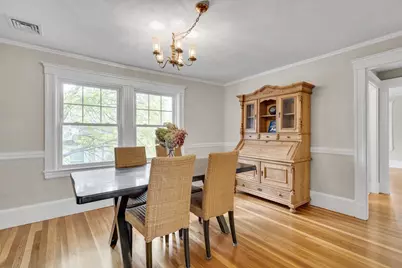 30 Oakley Rd #2, Watertown, MA 02472 - Photo 7