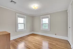 30 Oakley Rd, Watertown, MA 02472 - Photo 15