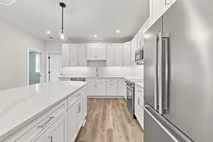 1 Liberty St, Merrimac, MA 01860 - Photo 3