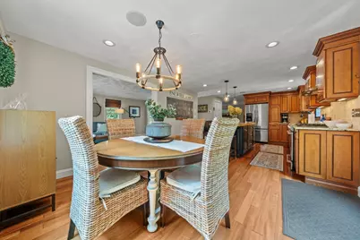 26 Elizabeth Street, Amesbury, MA 01913 - Photo 9