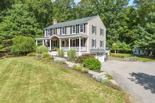 26 Elizabeth St, Amesbury, MA 01913 - Photo 1