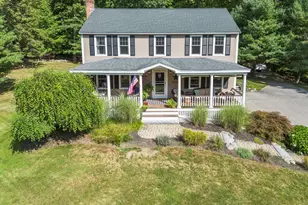 26 Elizabeth St, Amesbury, MA 01913 - Photo 39