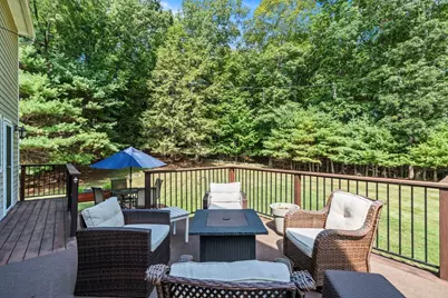 26 Elizabeth Street, Amesbury, MA 01913 - Photo 31