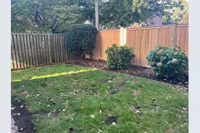 16 Yerxa #1, Cambridge, MA 02140 - Photo 19