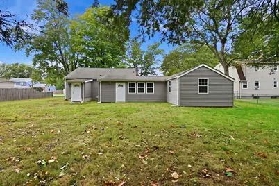 43 Pine Acre Rd, Springfield, MA 01129 - Photo 3