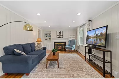 105 Patterson St, Attleboro, MA 02703 - Photo 9