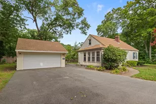 105 Patterson St, Attleboro, MA 02703 - Photo 1