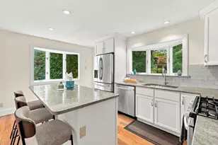 79 Claflin St, Belmont, MA 02478 - Photo 11