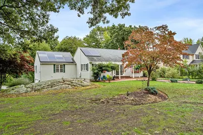 12 Carolyn Ct, Swansea, MA 02777 - Photo 3