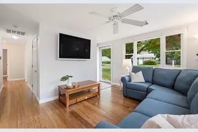 12 Kennedy Rd, Bellingham, MA 02019 - Photo 5