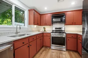 12 Kennedy Rd, Bellingham, MA 02019 - Photo 11