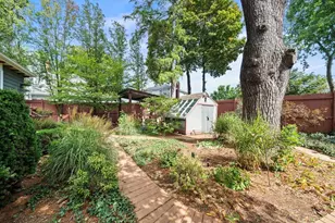 59 Oakland St, Medford, MA 02155 - Photo 21