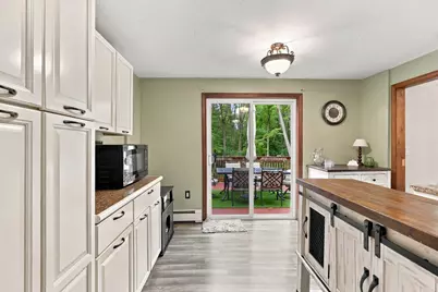 10 Garrison Heights Drive, Oxford, MA 01540 - Photo 9
