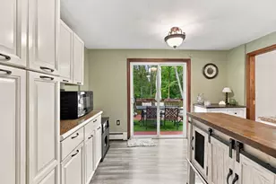 10 Garrison Heights Dr, Oxford, MA 01540 - Photo 9