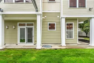 27 Wheeler St, Cambridge, MA 02138 - Photo 23